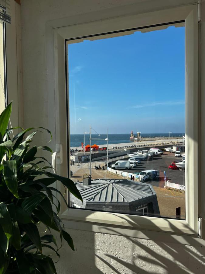 Le Maritime, Front De Mer Et Parking Sous-Terrain Fécamp Exterior photo